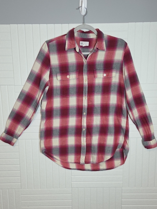 GAP Tops - GAP 100% Cotton Boyfriend Fit Pink Flannel Shirt Size S